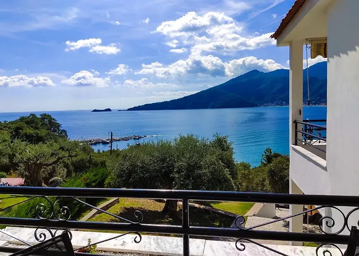 Celeste Golden Aparthotel 4*
