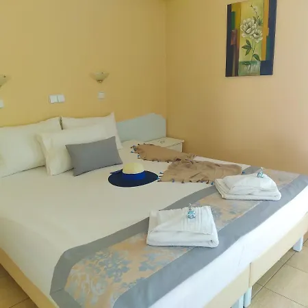 Hotel apartamentowy Celeste Golden 4*