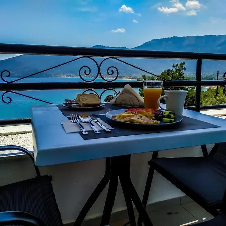 Celeste Deluxe Apartments Chrysi Ammoudia