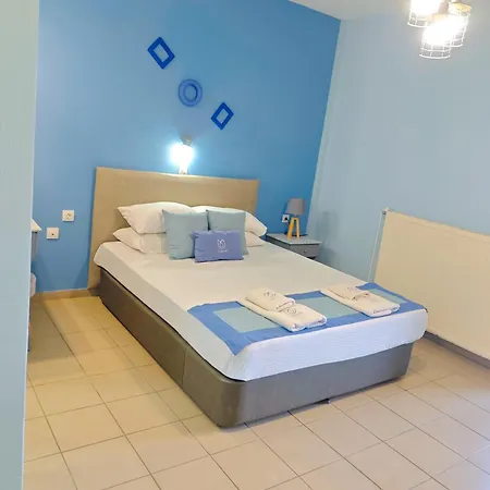 Celeste Apartments 公寓式酒店 4*
