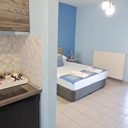 Apartahotel Celeste Deluxe Apartments 4*