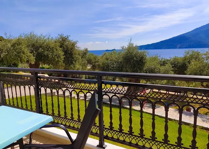 Celeste Golden 公寓式酒店